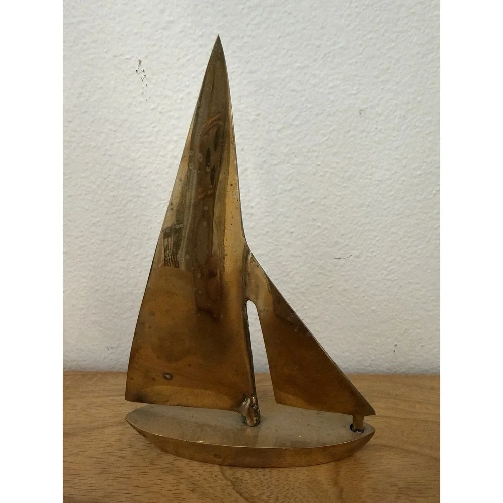 Vintage Beautiful Brass Sailboat as pictured 7.5